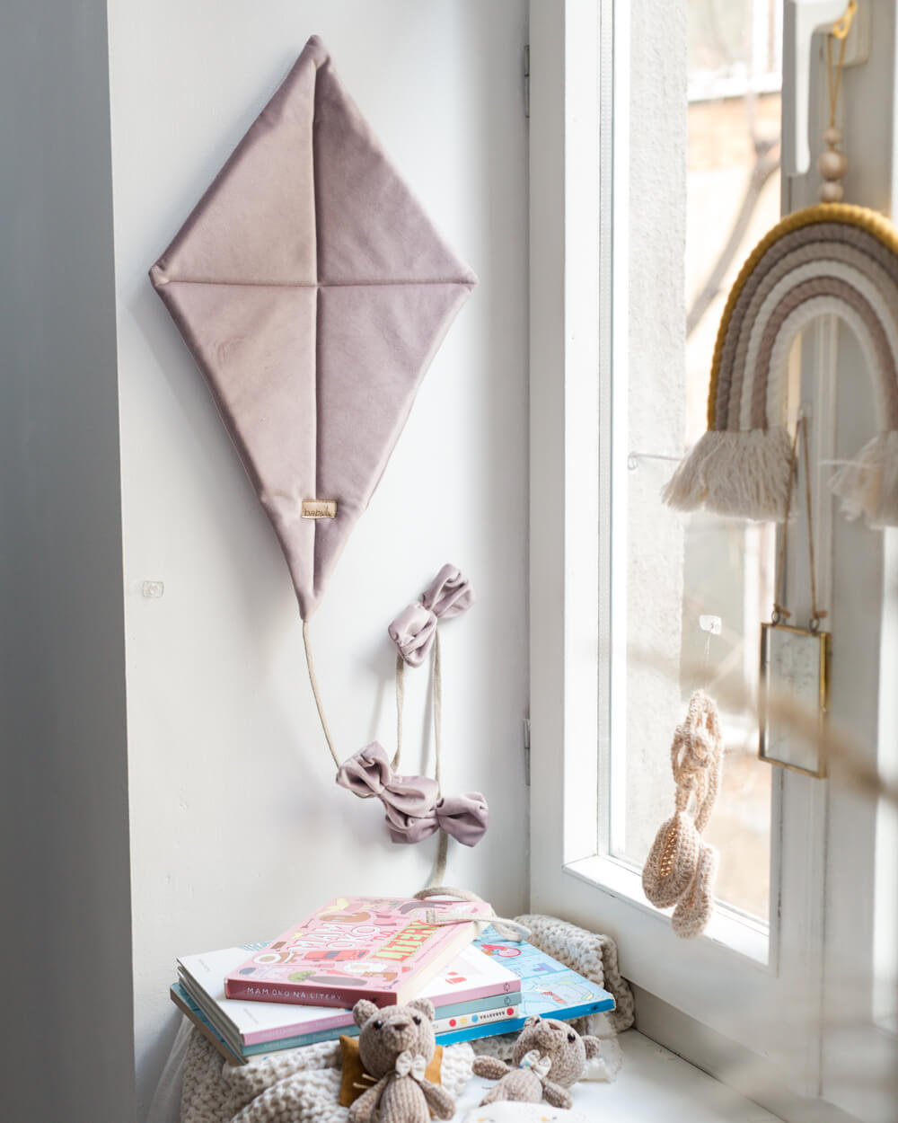 Velvet kite wall decoration heather